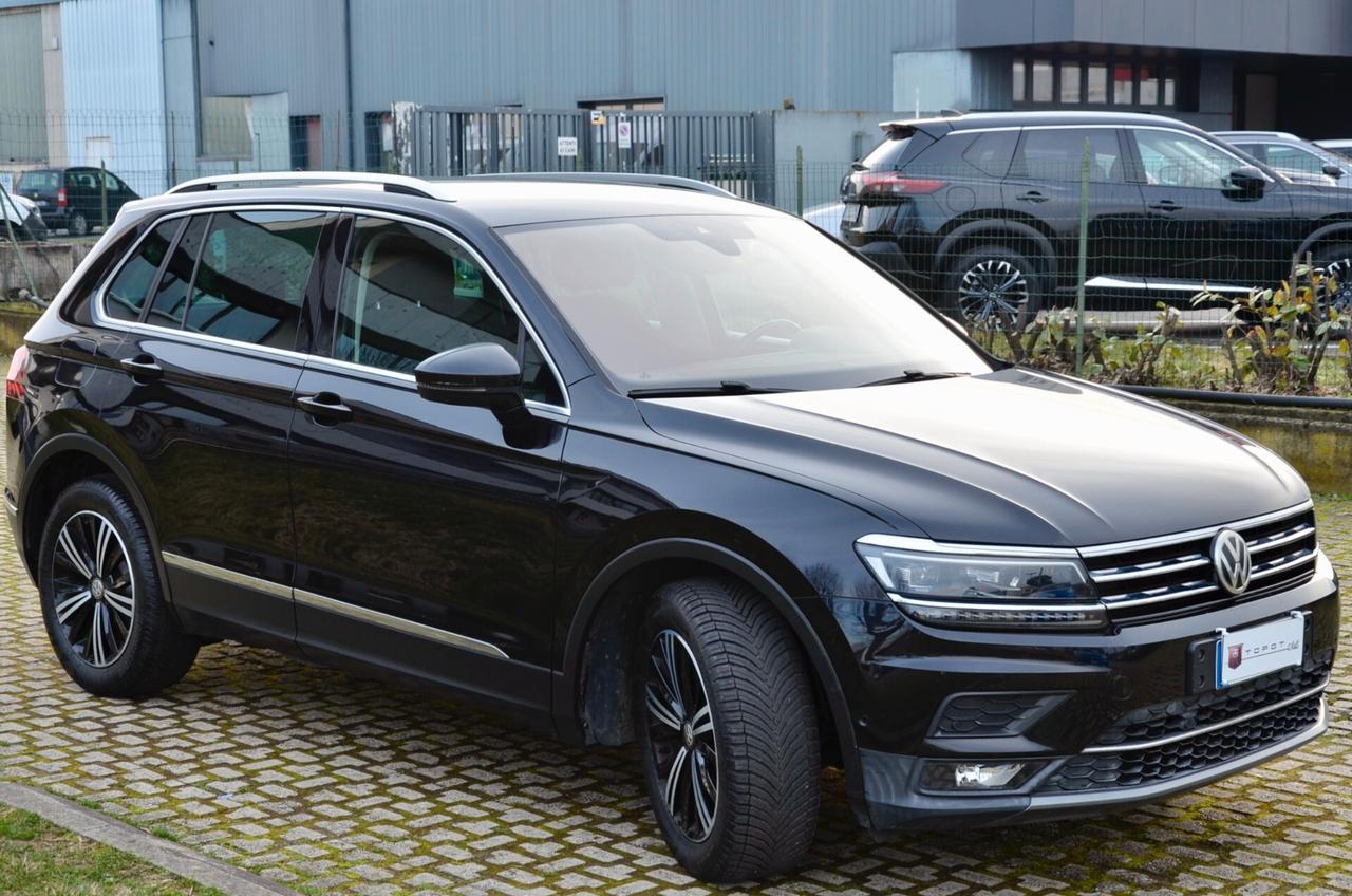 VOLKSWAGEN TIGUAN 2.0 TDI EXECUTIVE 150cv DSG, UNICOPROPRIETARIO, SERVICE VW, NAVI, RETROCAMERA, APPLE ANDROID, 18", PERMUTE