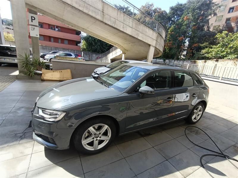 Audi A3 2.0 TDI SPB AUT.+NAVI+FULL LED+PDC+CRUISE+PRIVACY