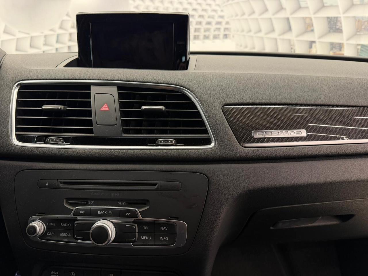 Audi Q3 RS 2.5 TFSI quattro S tronic-KM CERTIFICATI-PERMUTE-12 MESI GARANZIA