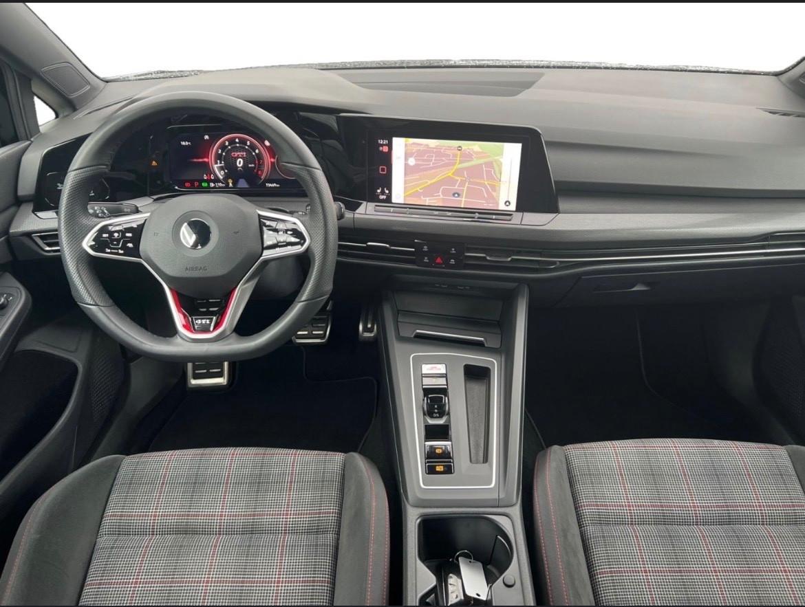 Volkswagen Golf GTI 2.0 TSI DSG
