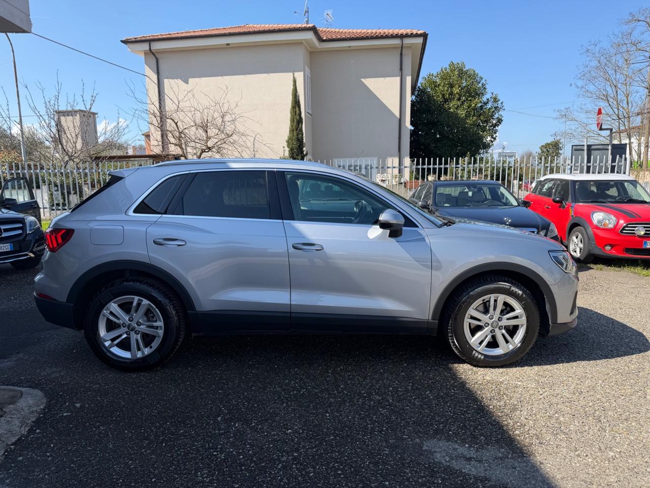 Audi Q3 35 TDI S tronic Business Advanced