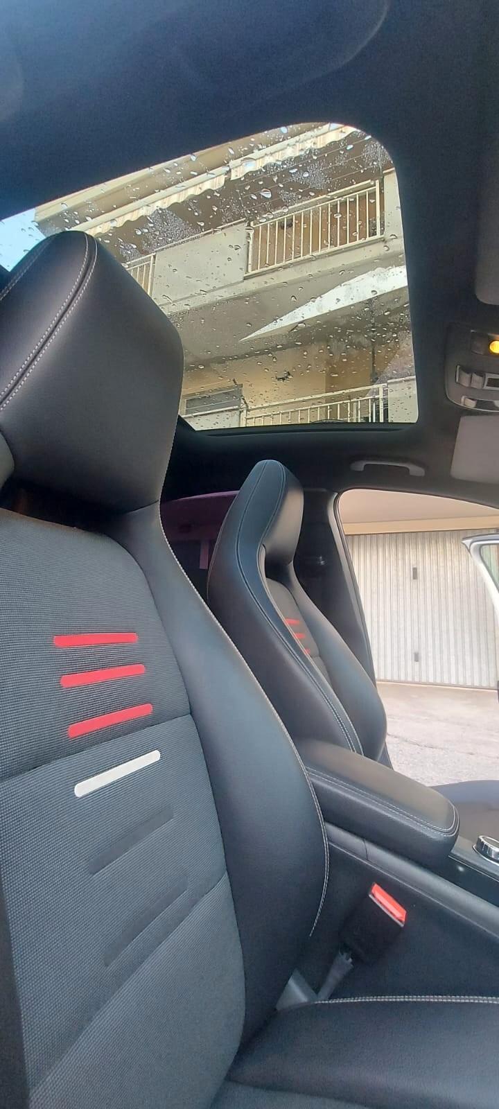 Mercedes-benz A 200 d Automatic Premium AMG