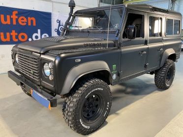 Land rover defender 7 posti 110 2.4 td4 se sw