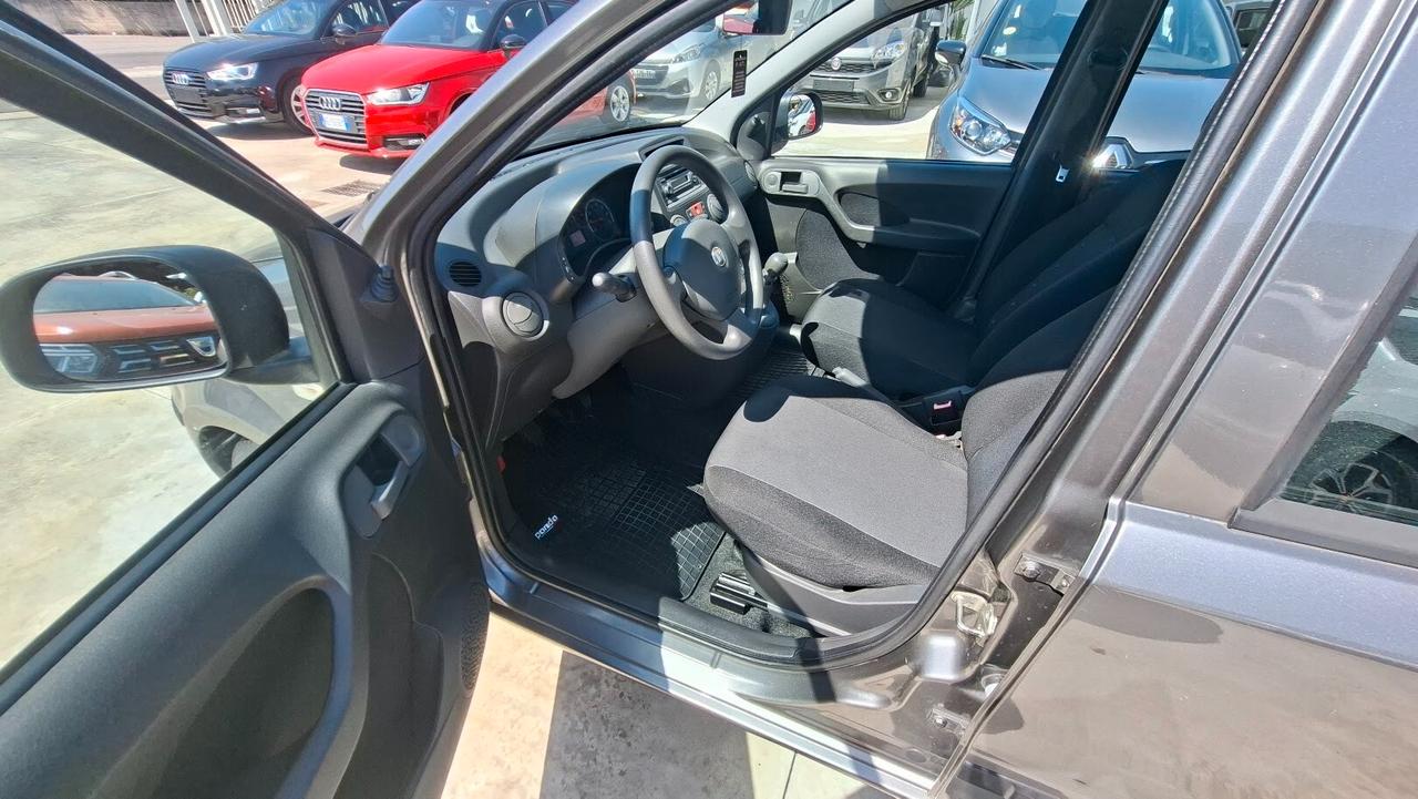 Fiat Panda 1.2 BENZINA 2011 aria condizionata