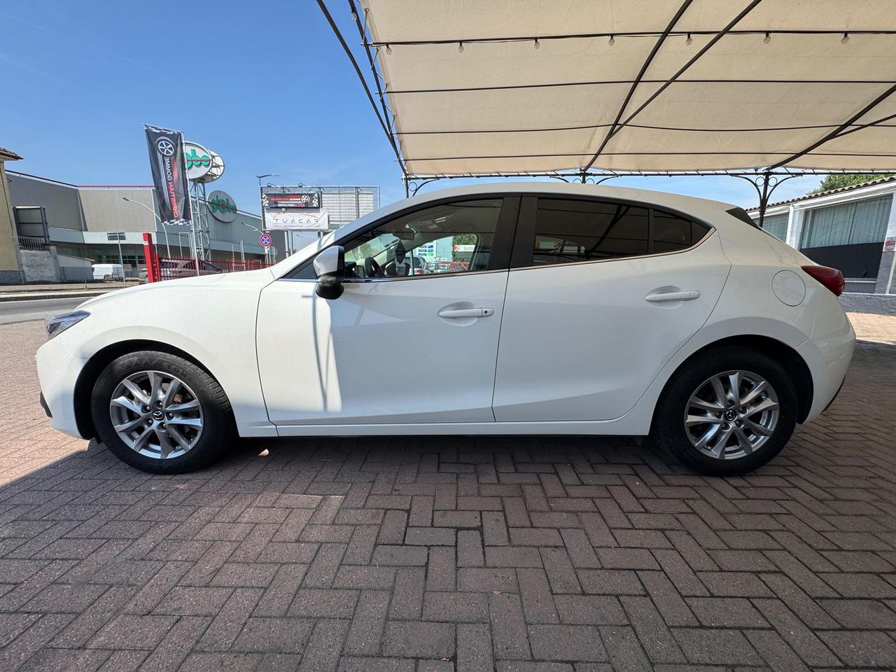 Mazda 3 Evolve 1.5 SkyActiv-G 100 #11621