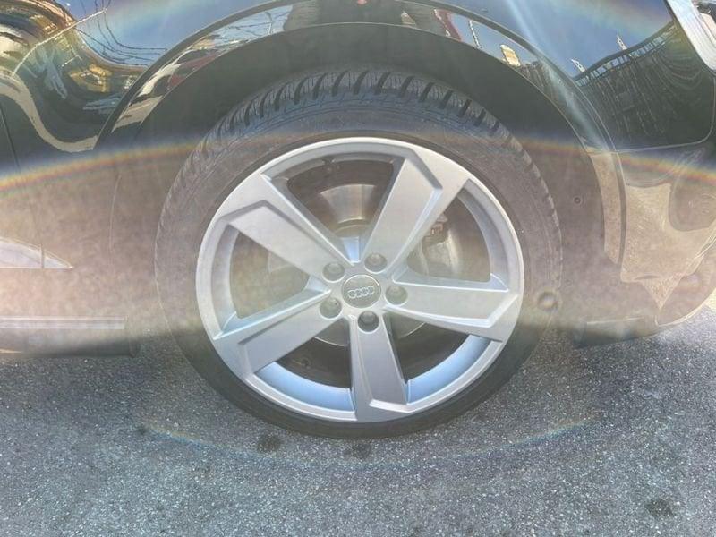 Audi A3 Sedan 35 TDI S tronic S line edition