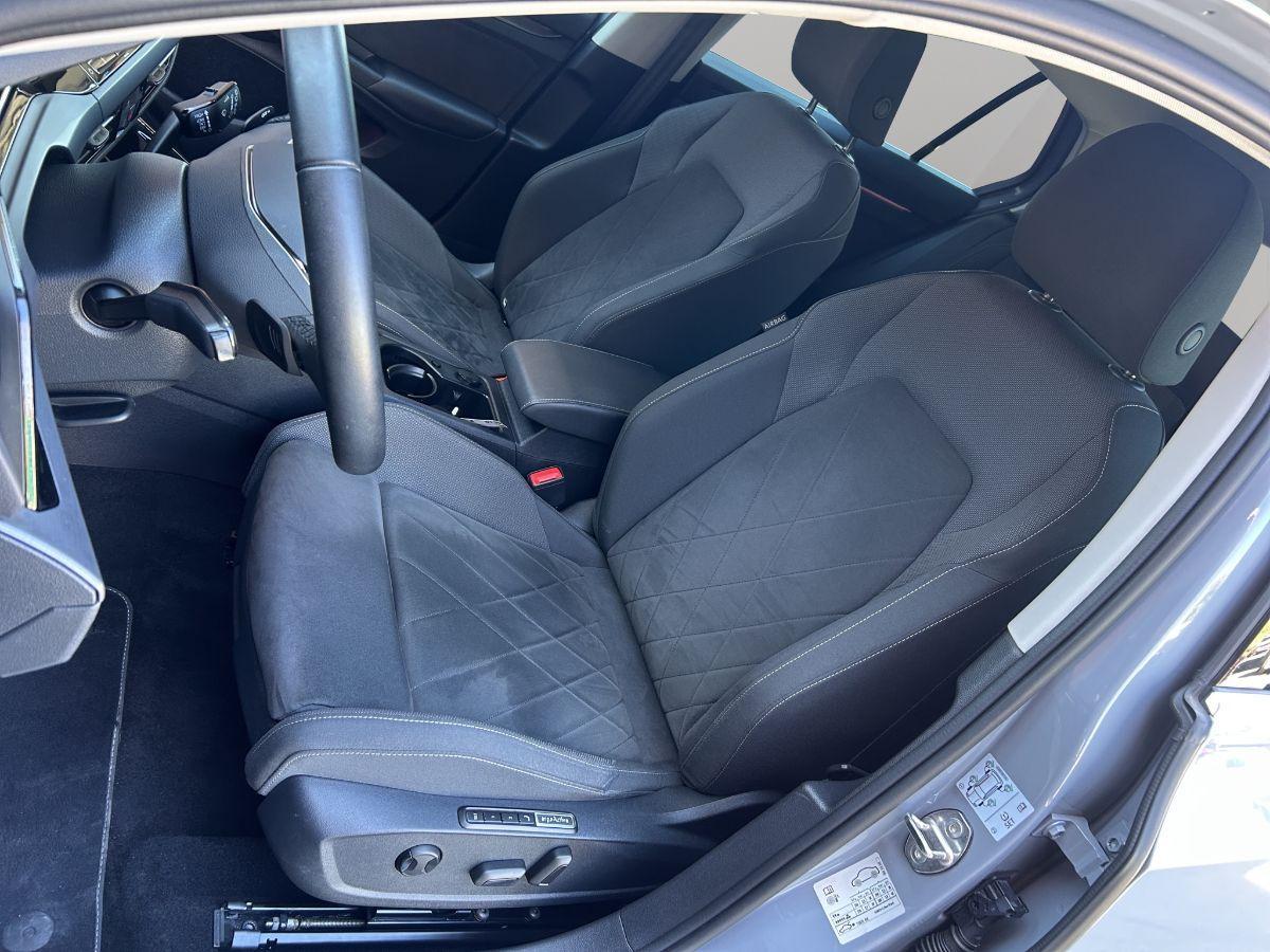 VOLKSWAGEN - Golf- 2.0 tdi Life 115cv dsg