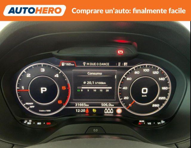 AUDI Q2 35 TDI S tronic Identity Black