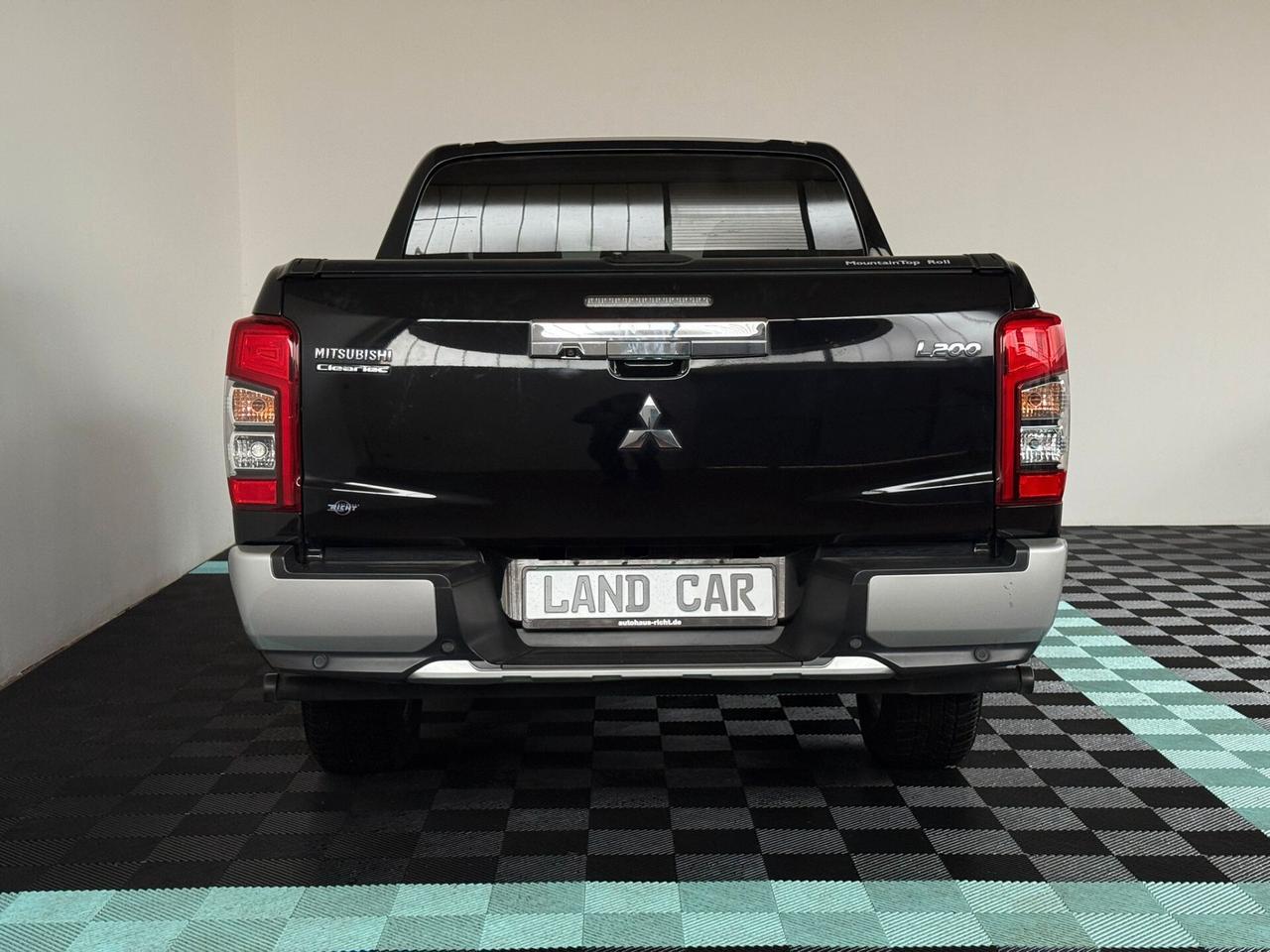 Mitsubishi L200 150CV 2.3 D Double Cab 4x4 Hurricane