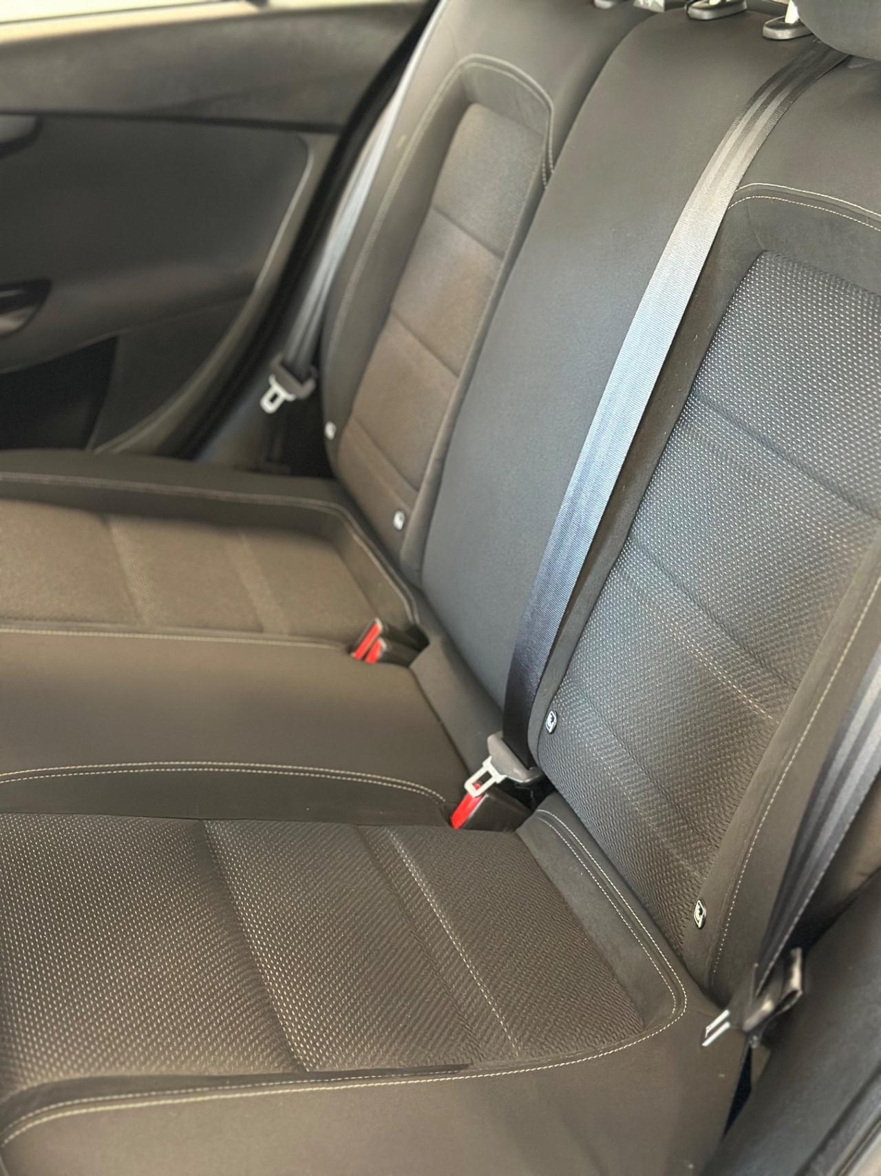 Fiat Tipo 1.6 Mjt S&S SW Lounge