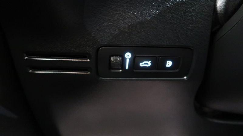 Volvo XC40 Recharge T4 Plug-in Hybrid auto Recharge Core