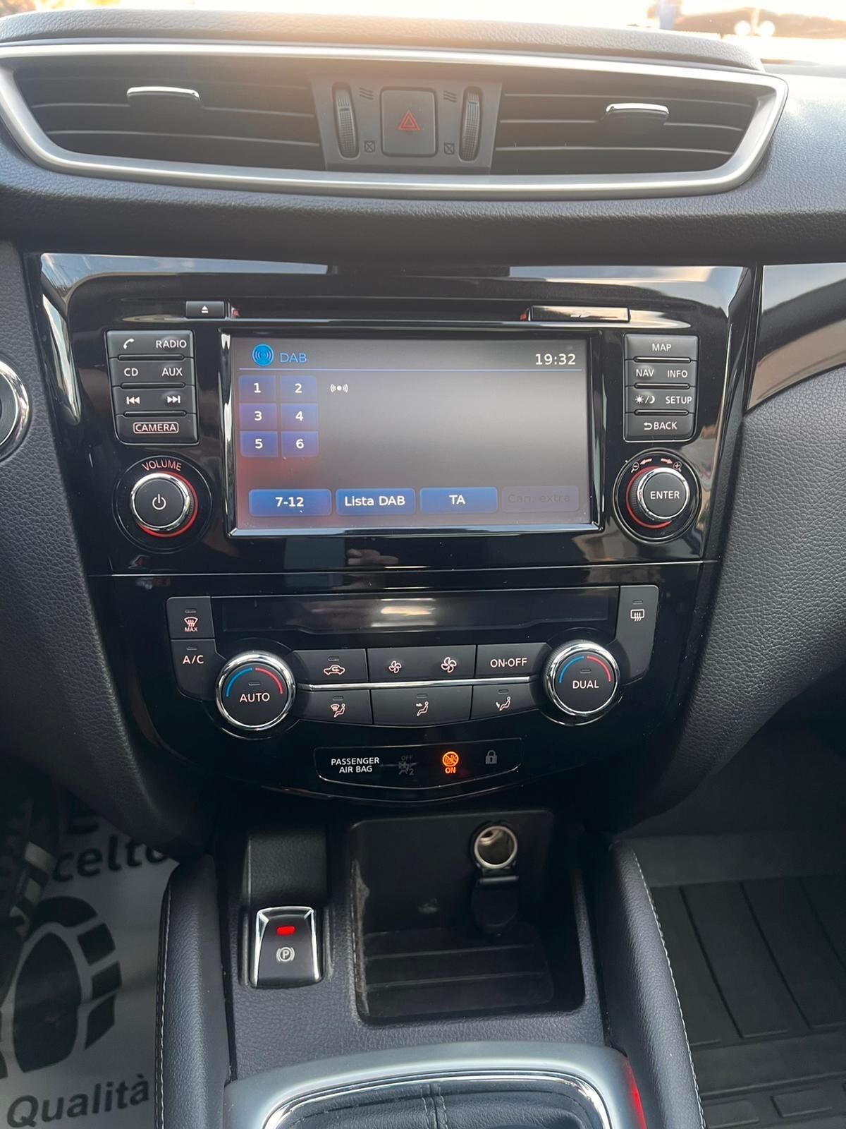 Nissan Qashqai 1.5 dCi N-Connecta