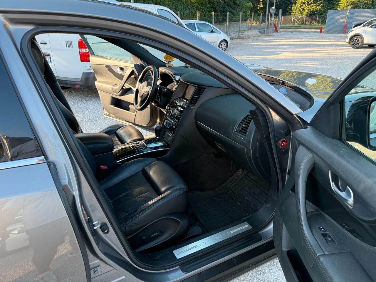 Infiniti FX FX37 S 320CV GPL