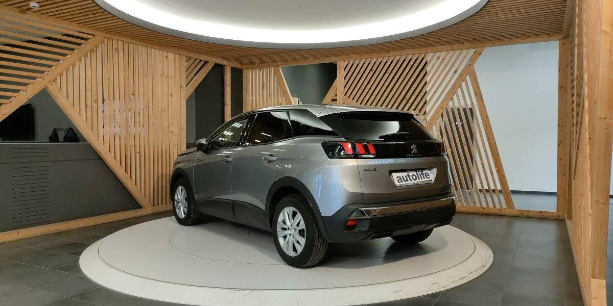 Peugeot 3008 1.5 bluehdi Business s&s 130cv eat8