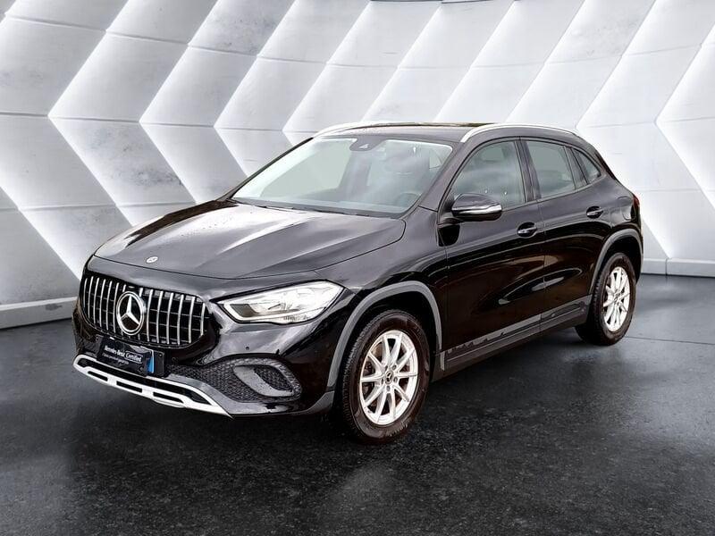 Mercedes-Benz GLA 200 d Business auto