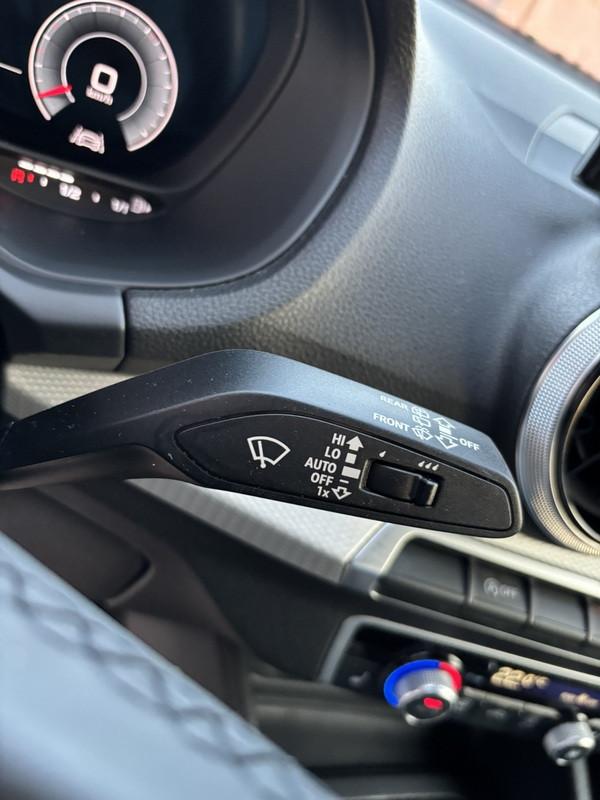 Audi Q2 35 1.5 tfsi S line edition s-tronic PELLE-NAVI-LED-17"