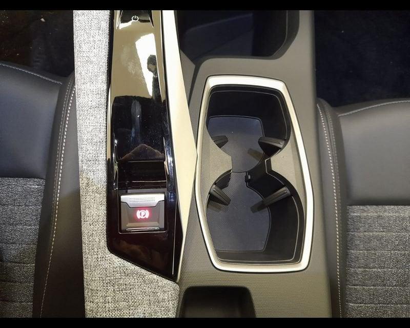 Peugeot 3008 NUOVO Nuova ALLURE - Hybrid 145 E-DCS6