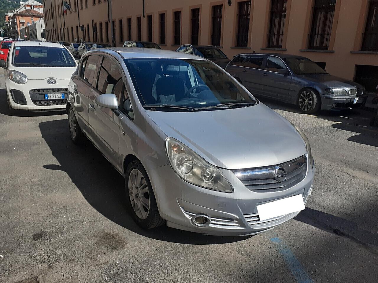 Opel Corsa - Fino a 2 anni di garanzia