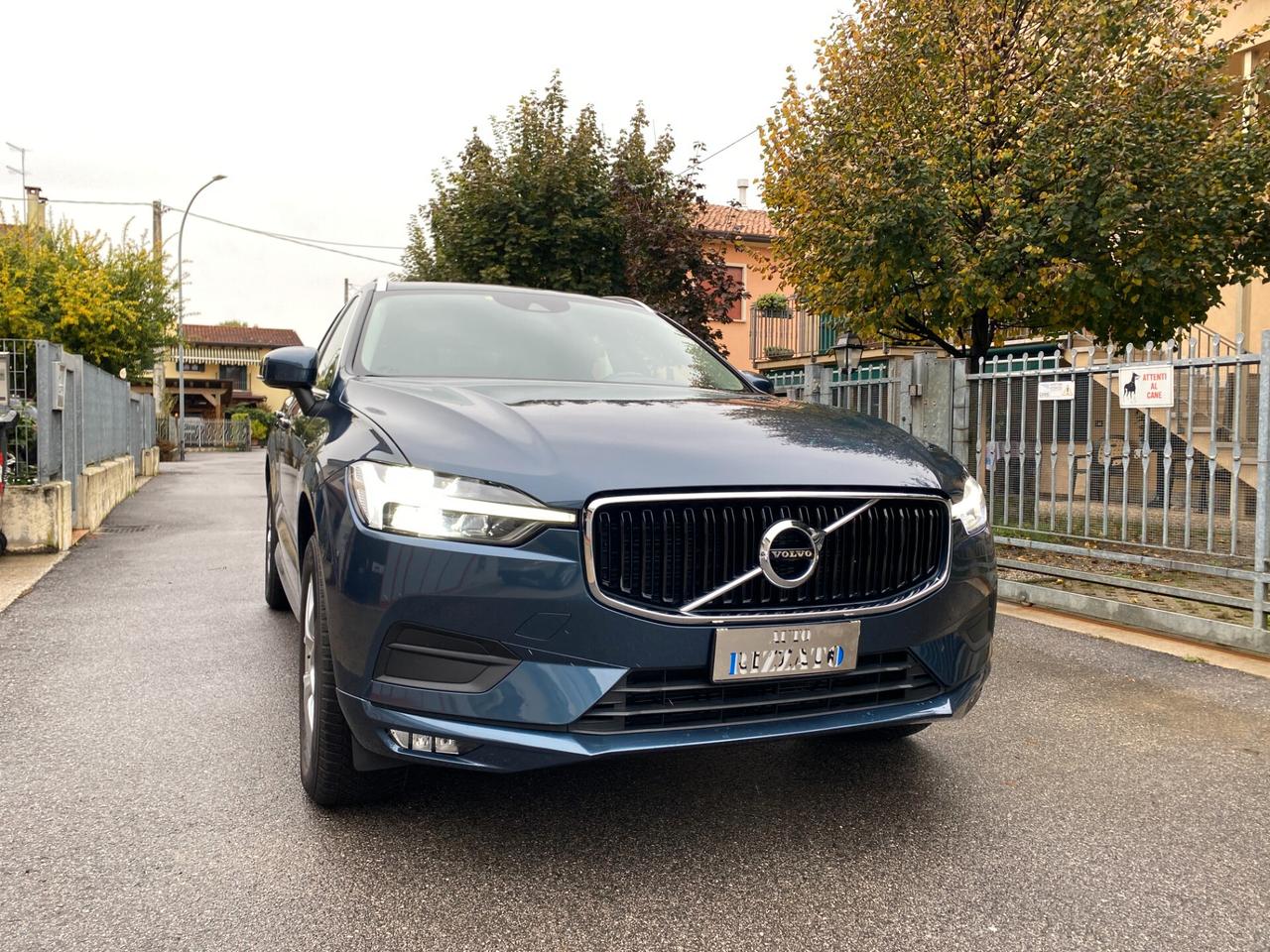 Volvo XC 60 XC60 B4 (d) AWD Geartronic Momentum Pro - ELETTRICA/DIESEL