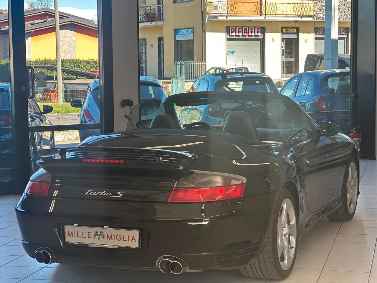 Porsche 996 Turbo S Cabrio (manuale)