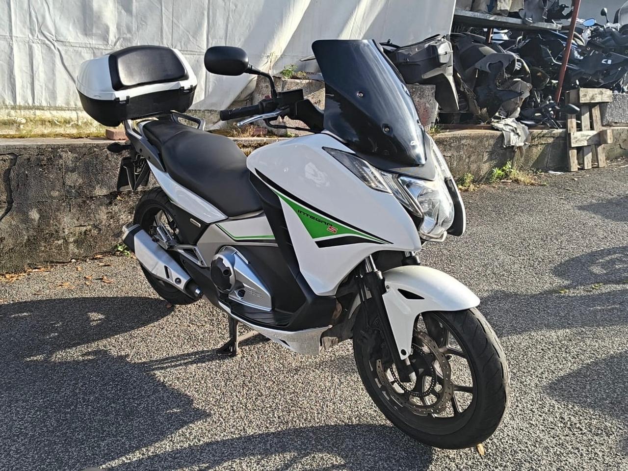 Honda Integra 700 S