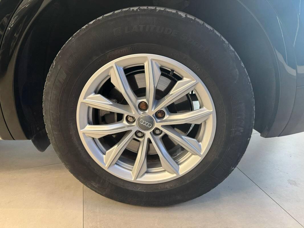 Audi Q5 35 2.0 tdi mhev Business Sport 163cv s-tronic