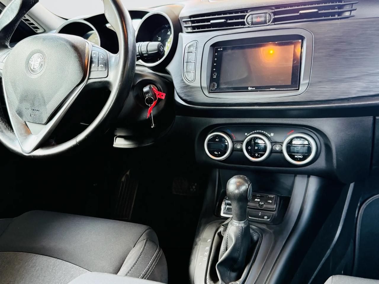 Alfa Romeo Giulietta 1.6 MTJ AUTOMATICA 120 CV Super*RESTYLING*NEOPATENTATI*