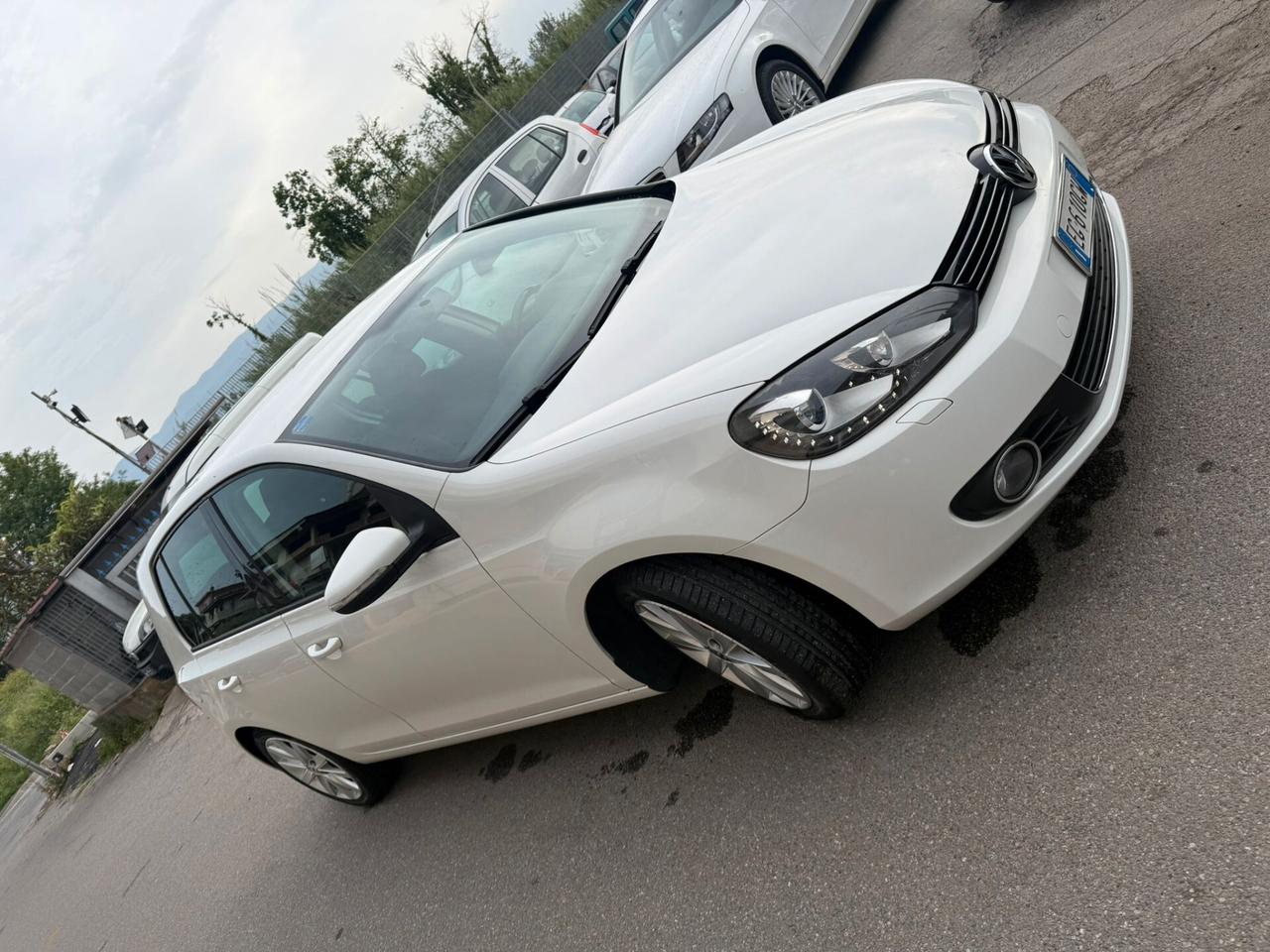 Volkswagen Golf 1.6 TDI DPF 5p. Highline