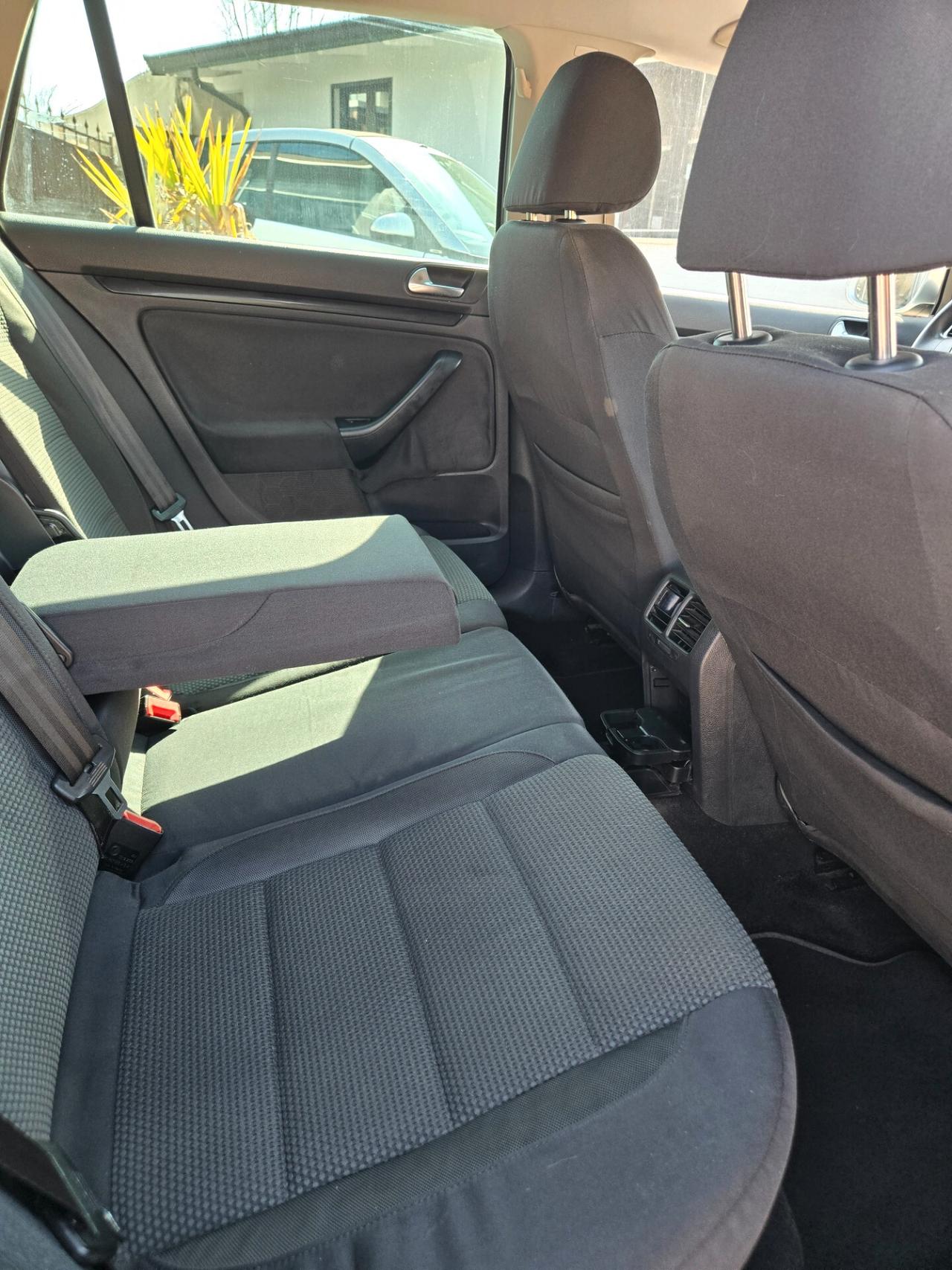 Volkswagen Golf Variant 1.6 TDI DPF Trendline