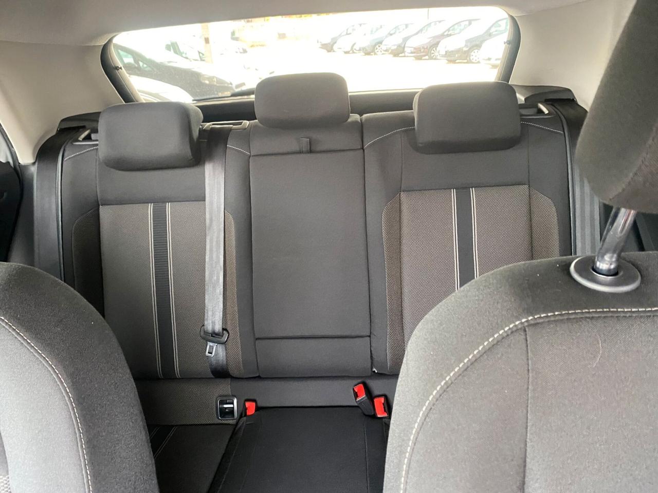 Volkswagen T-Roc 1.6 TDI SCR Advanced BlueMotion Technology