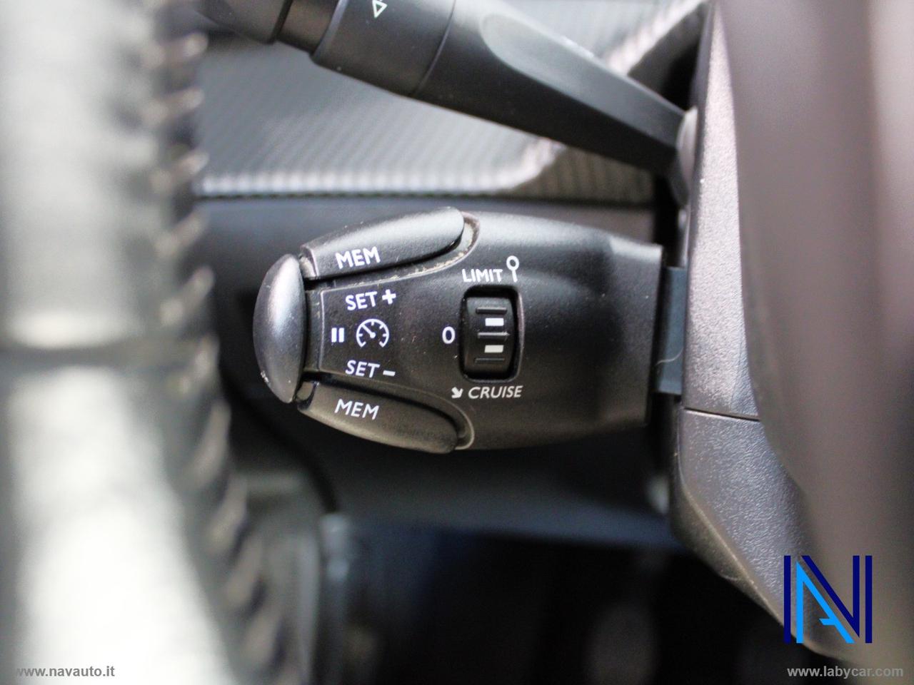 PEUGEOT 2008 PureTech 130 S&S Allure