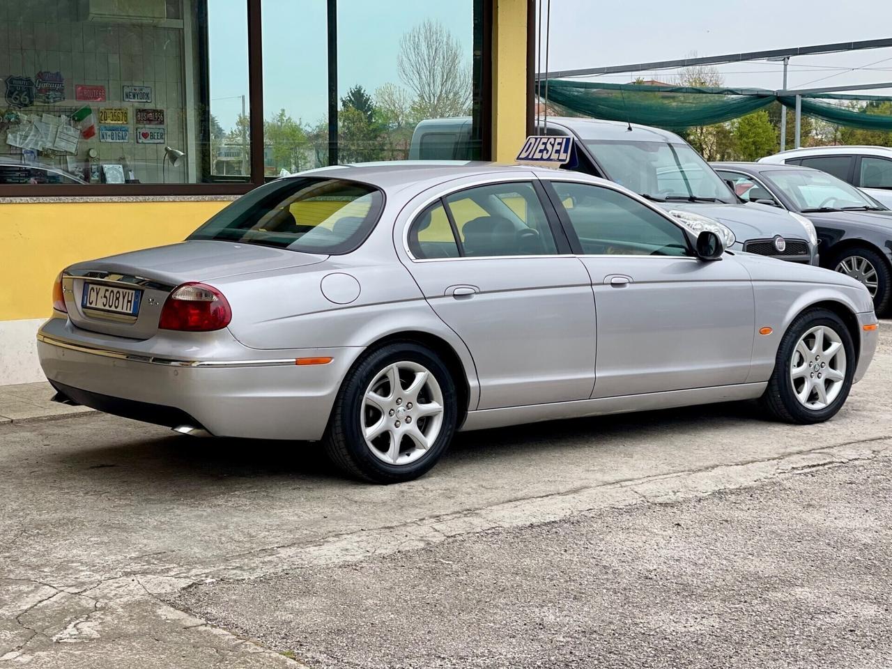 Jaguar S-Type (X206) 2.7 diesel V6 cat Exec.