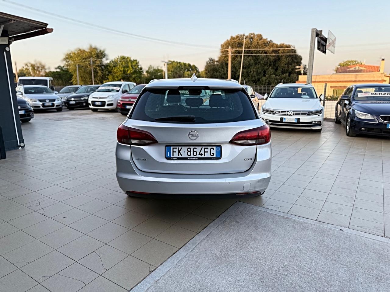 Opel Astra 1.6 CDTi 136CV aut. Sports Tourer Innovation Garanzia 12 Mesi