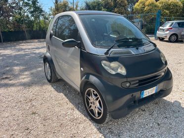 Smart 700 city-coupé pulse