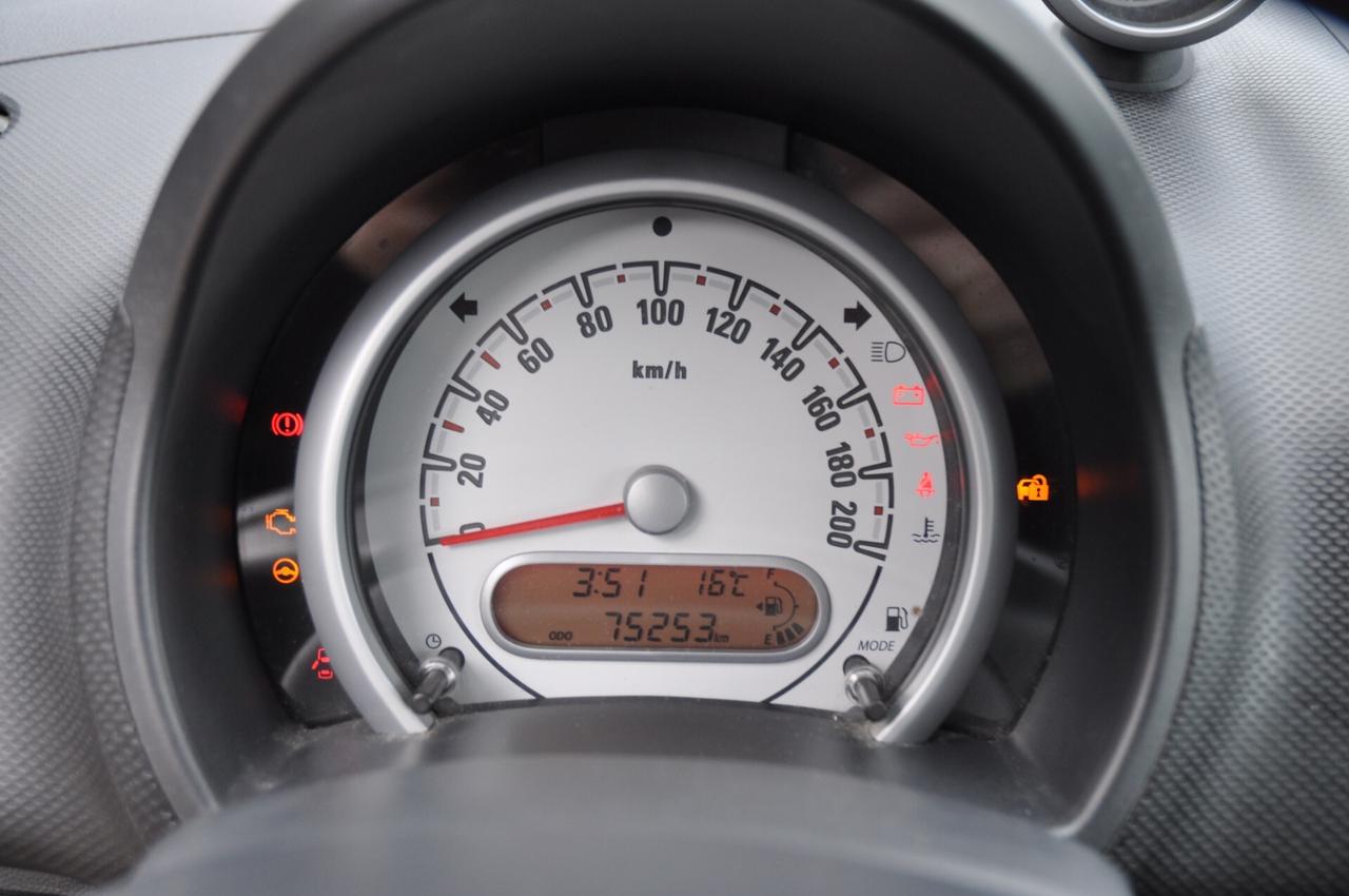 Opel Agila 1.0 12V 65CV NEOPATENTATI