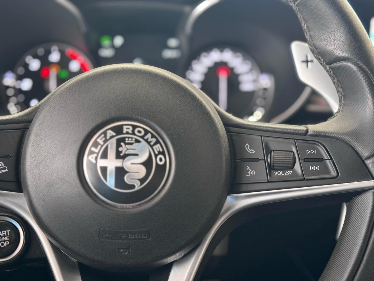 Alfa Romeo Stelvio LUSSO2.2 210cv Q4 2019 PROMO