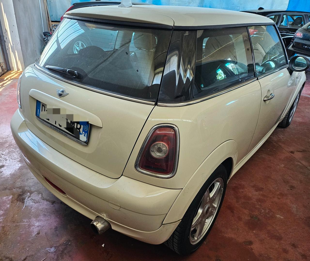 Mini 1.4 16V One Pepper