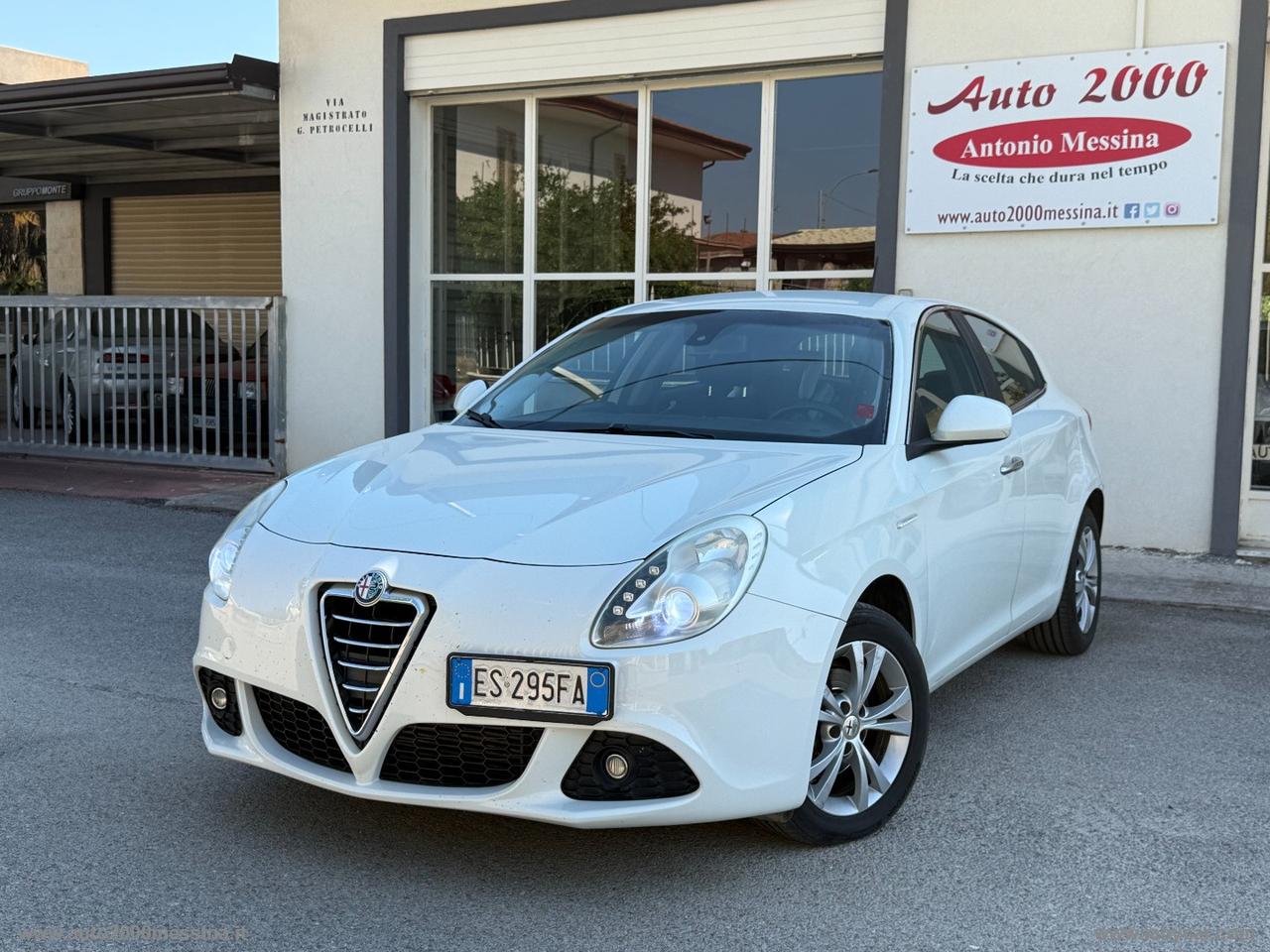 ALFA ROMEO Giulietta 1.6 JTDm-2 105 CV Distinctive