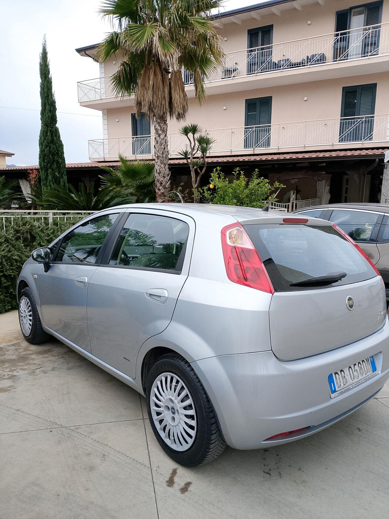 Fiat Grande Punto 1.4 benzina GPL