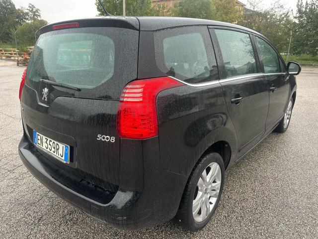 PEUGEOT 5008 1.6 156CV Bellissima Pronta per Consegna