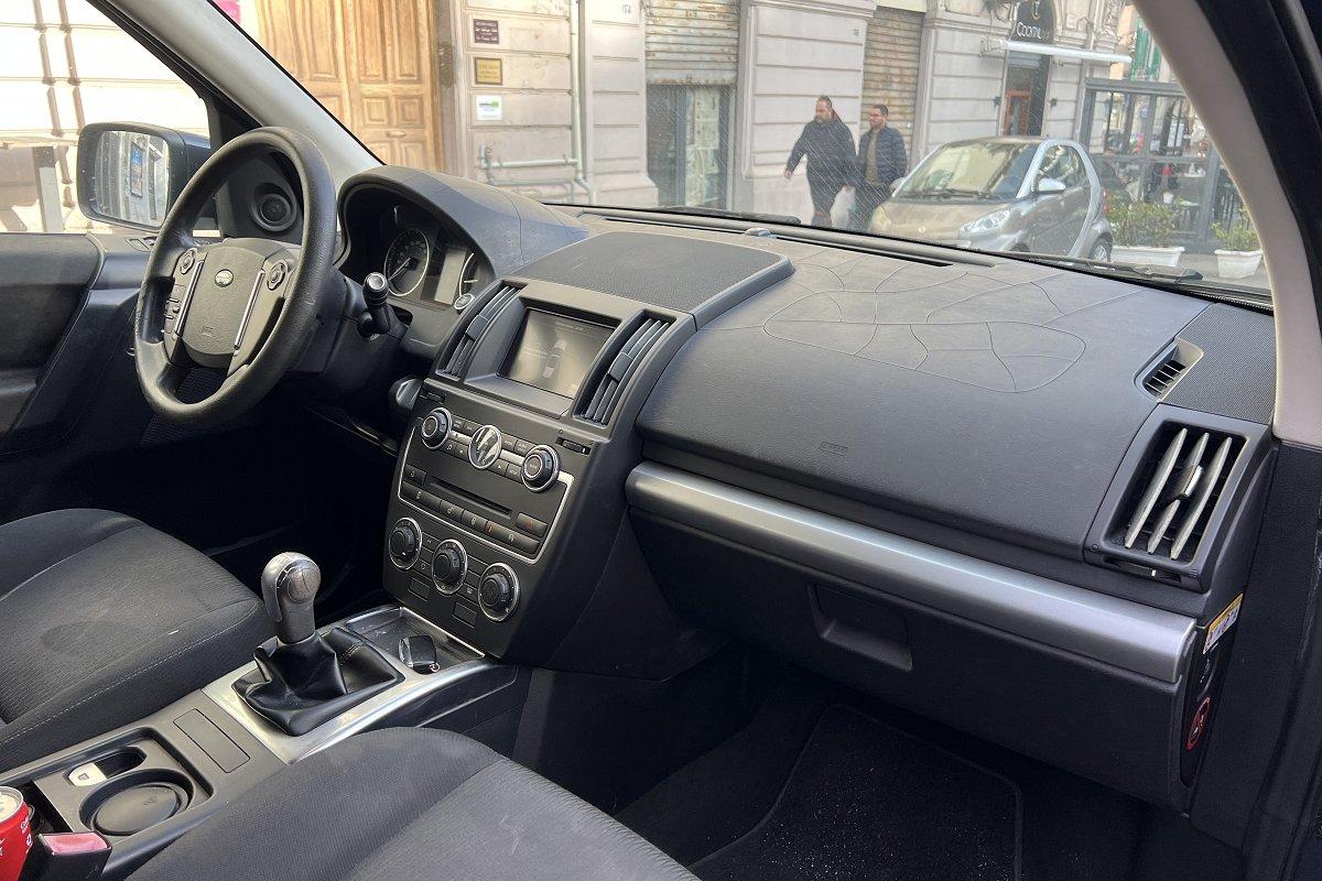 LAND ROVER Freelander 2.2 eD4 2WD S.W. SE