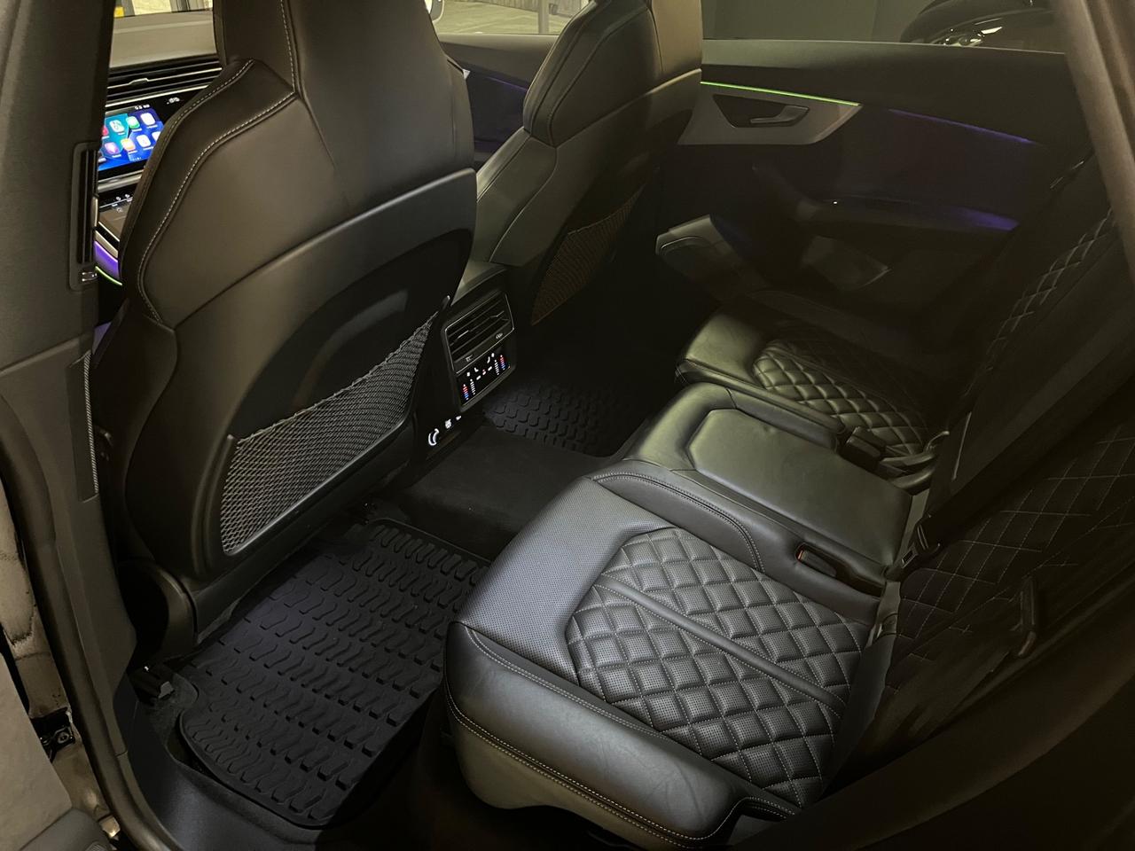 Audi Q8 45 TDI quattro S-Line Matrix/Tetto iva ESPOSTA!!