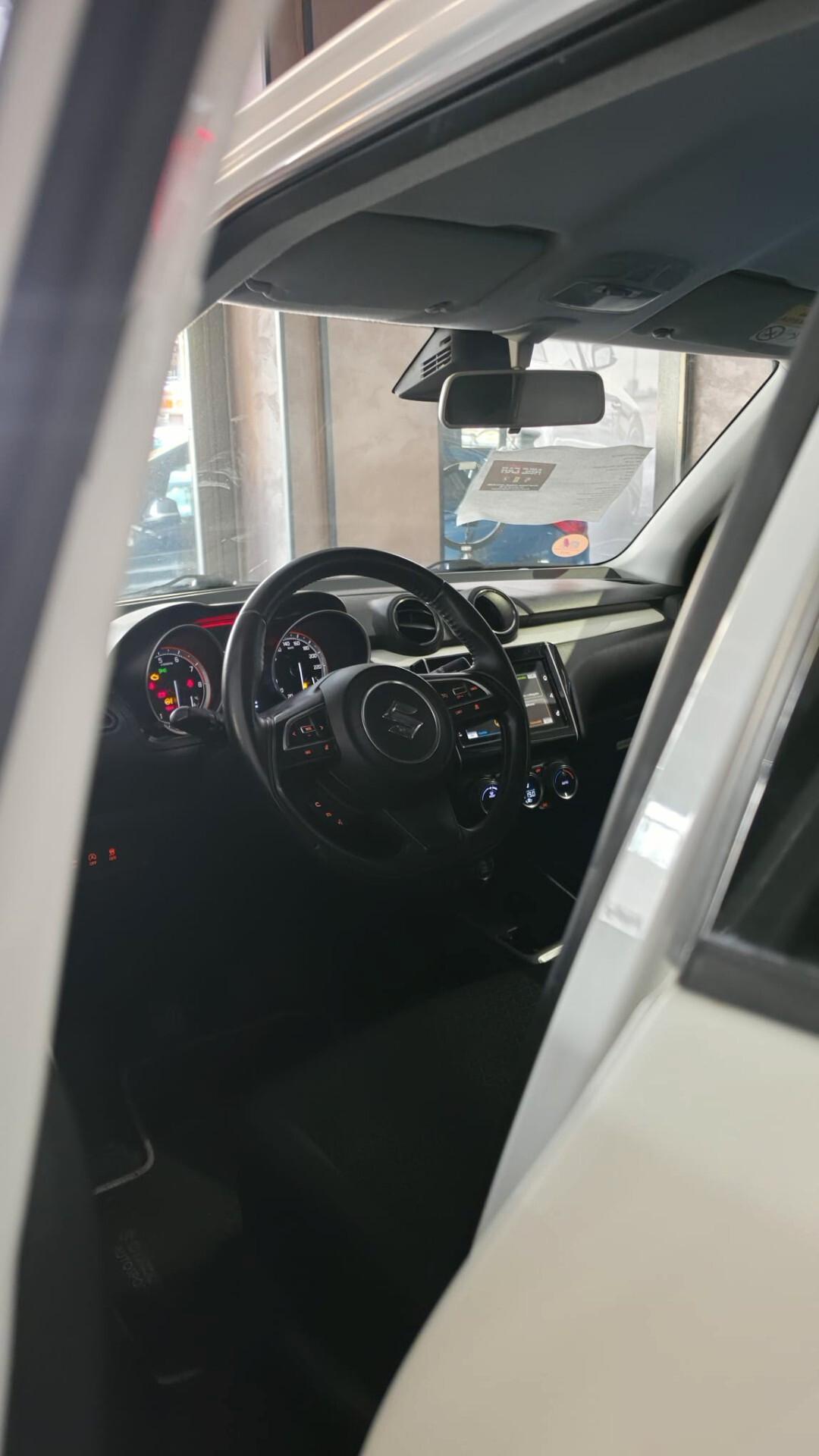 Suzuki Swift 1.2 Hybrid