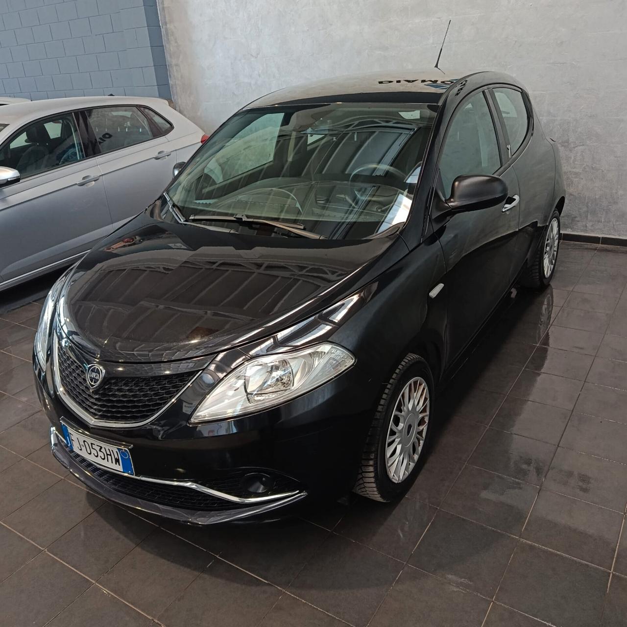 Lancia Ypsilon 1.2 BENZINA