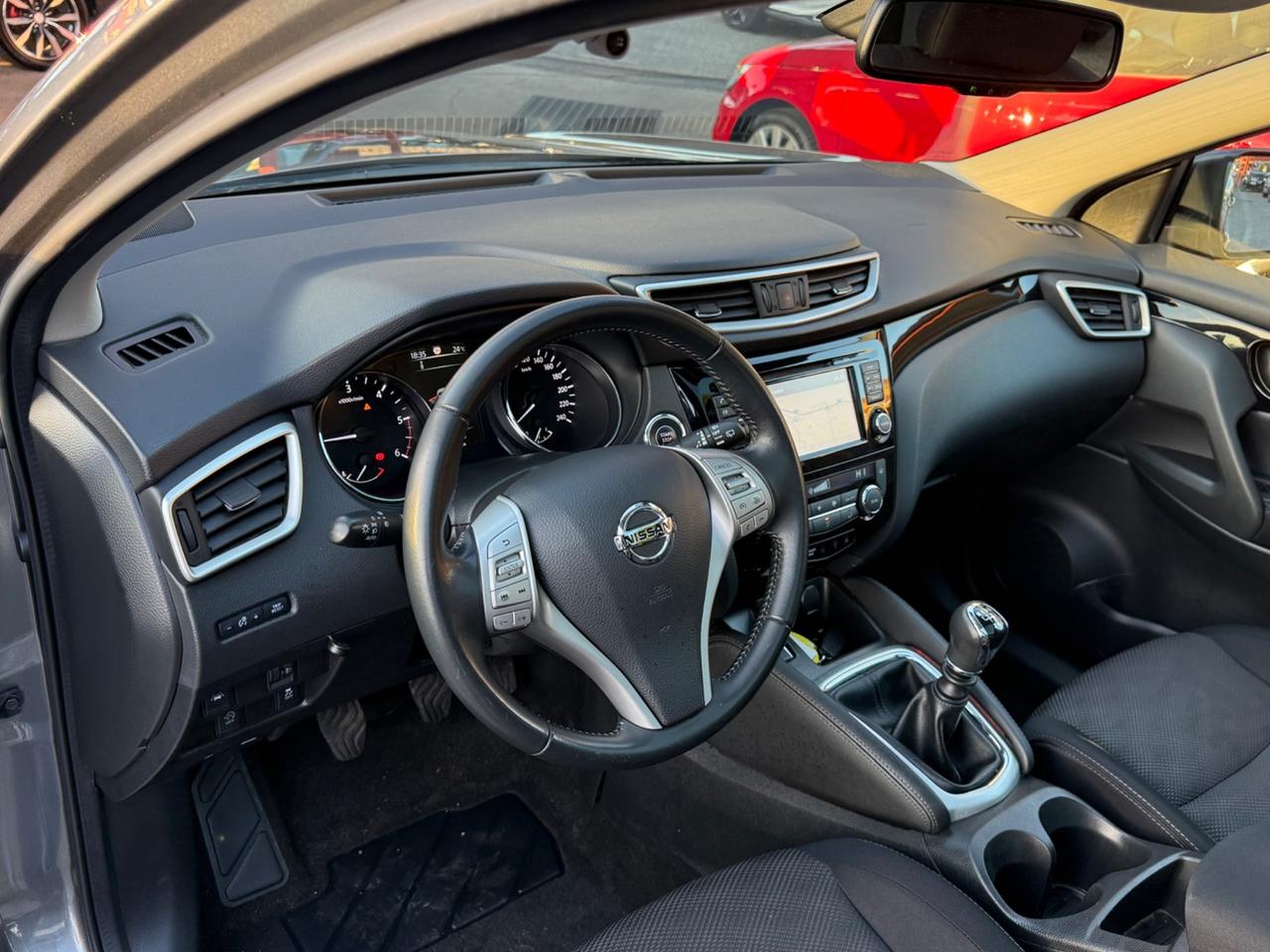 Qashqai 1.5 dCi Tekna-unipro( 58 mila km )-rate-garanzia