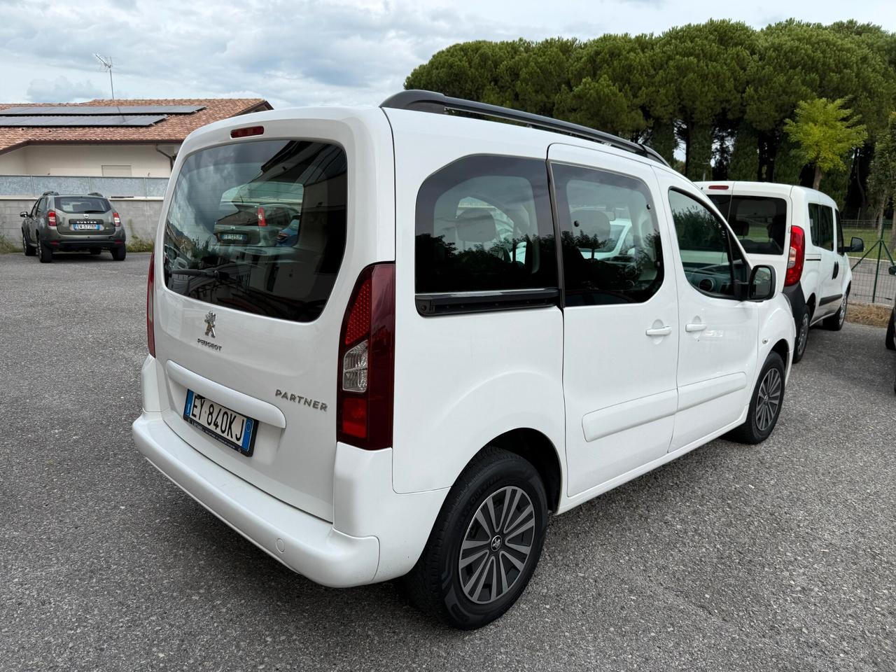 Peugeot Partner Tepee 1.6 HDi 92CV Outdoor