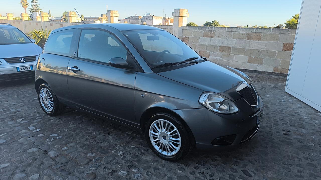 Lancia Ypsilon 1.2 Argento GPL perfetta full optional