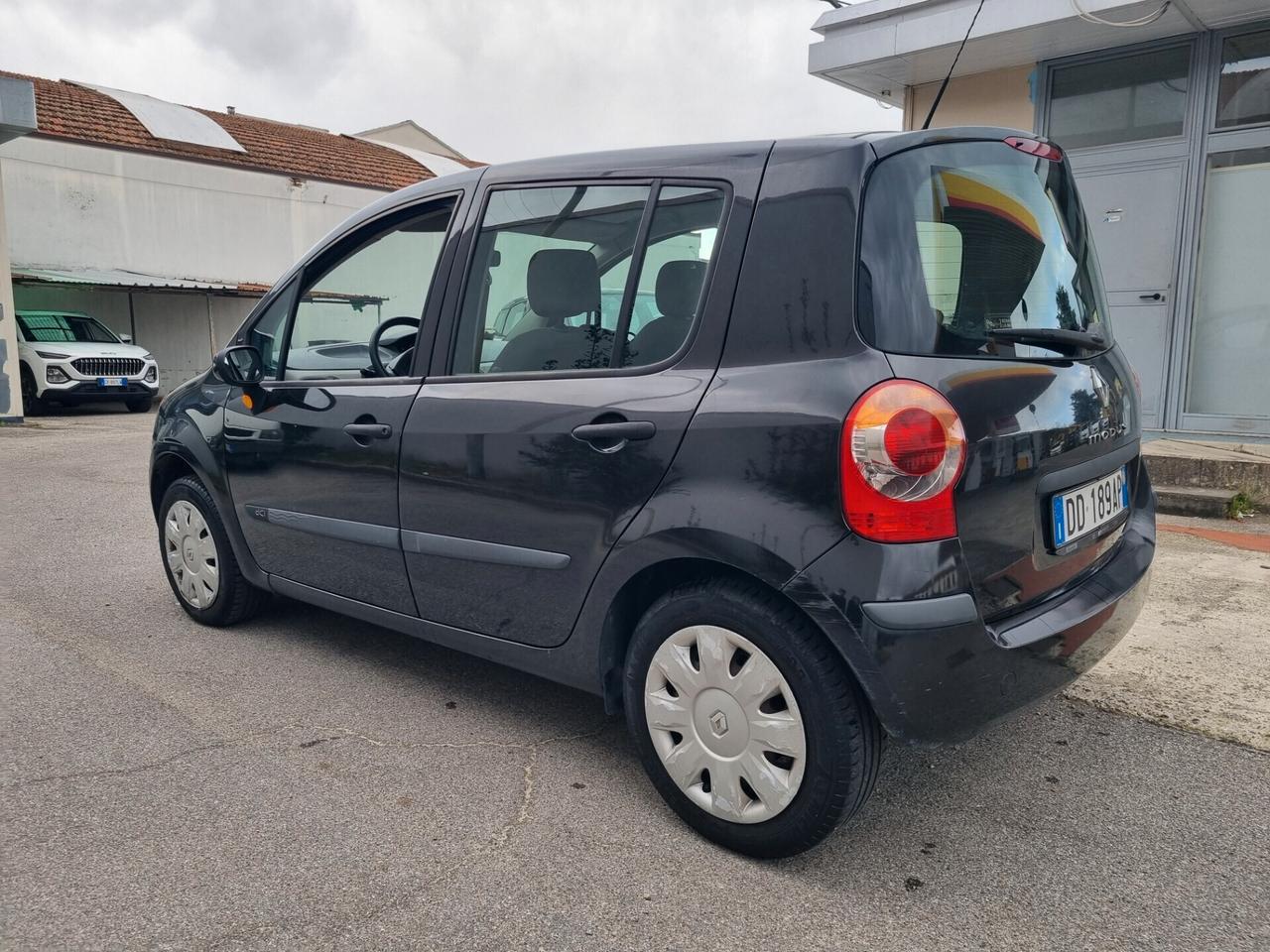 Renault Modus 1.5 dCi 70CV Luxe Dynamique