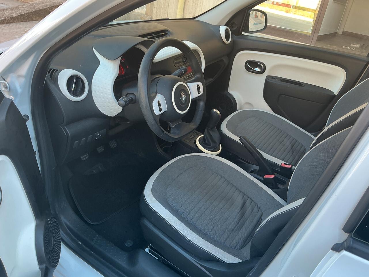 Renault Twingo 1.0 SCe Live