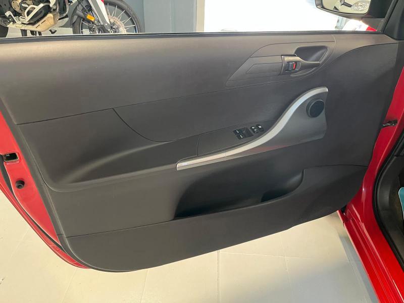 Toyota iQ 1.0 Sol